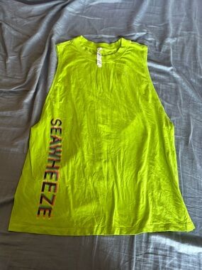 VGUC Lululemon Seawheeze All Yours tank size 6